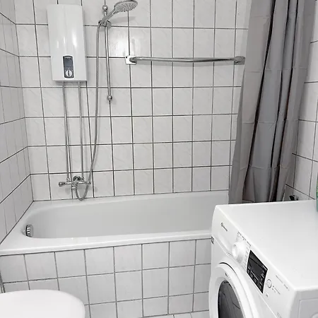 With 2 Individual Beds And Sleeping Sofa And Kitchen אסן